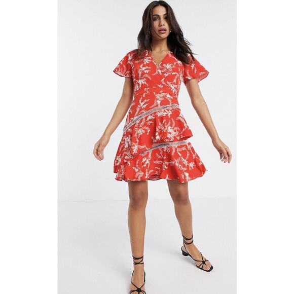 Karen Millen US 6 Ruffle Floral Fit-and-Flare Dress Tiered Lattice Red Vacation - Picture 2 of 11